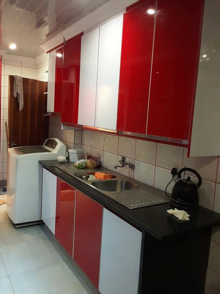 Kitchen after renovation by PZN Designs